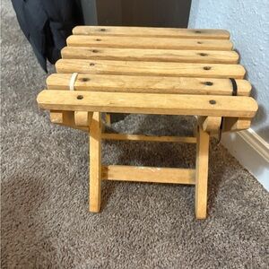 Wood Folding Stool 10”